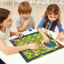 TOi บอร์ดเกมสุดคลาสสิค Chutes&Ladders And Ludo 2in1 สำหรับเด็กอายุ 3 ขวบขึ้นไป